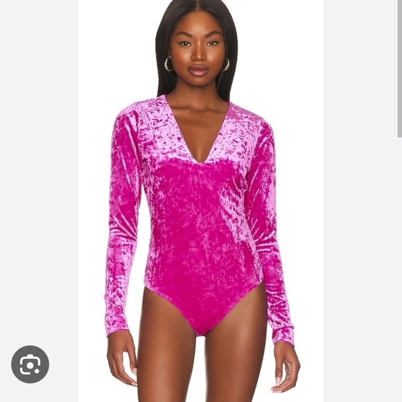 Good American Tops - NWT Good American Bodysuit Crushed Velvet Fuschia Pink Size XL